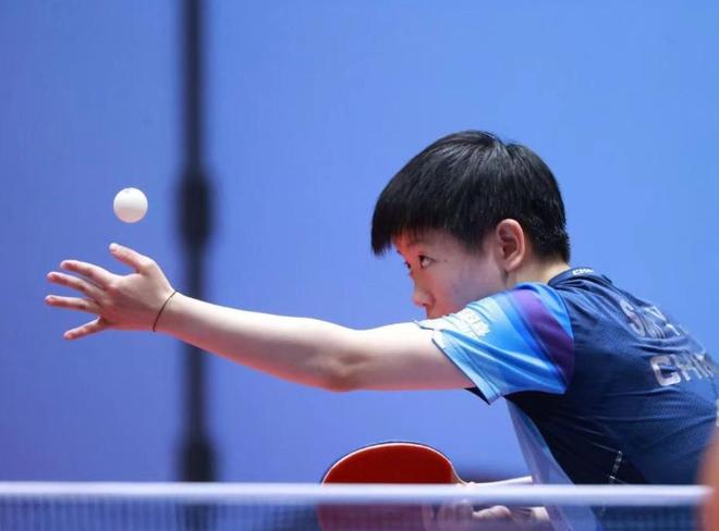 并强调团队 并强调团队