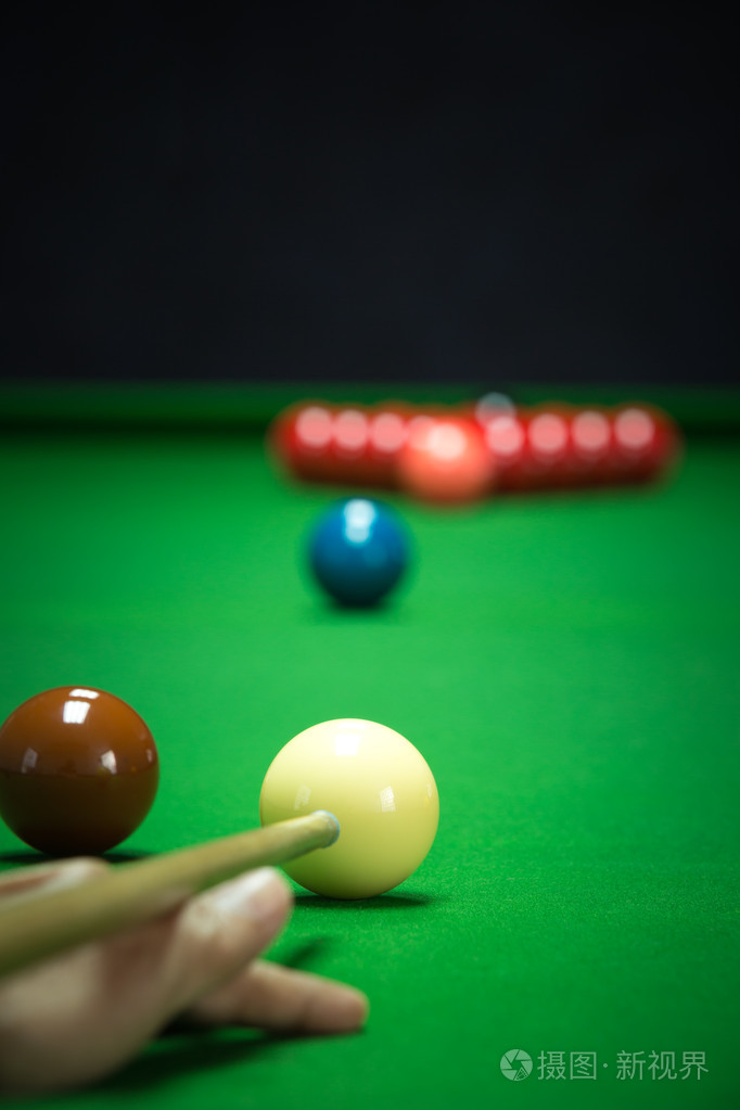 但他通过适 但他通过适