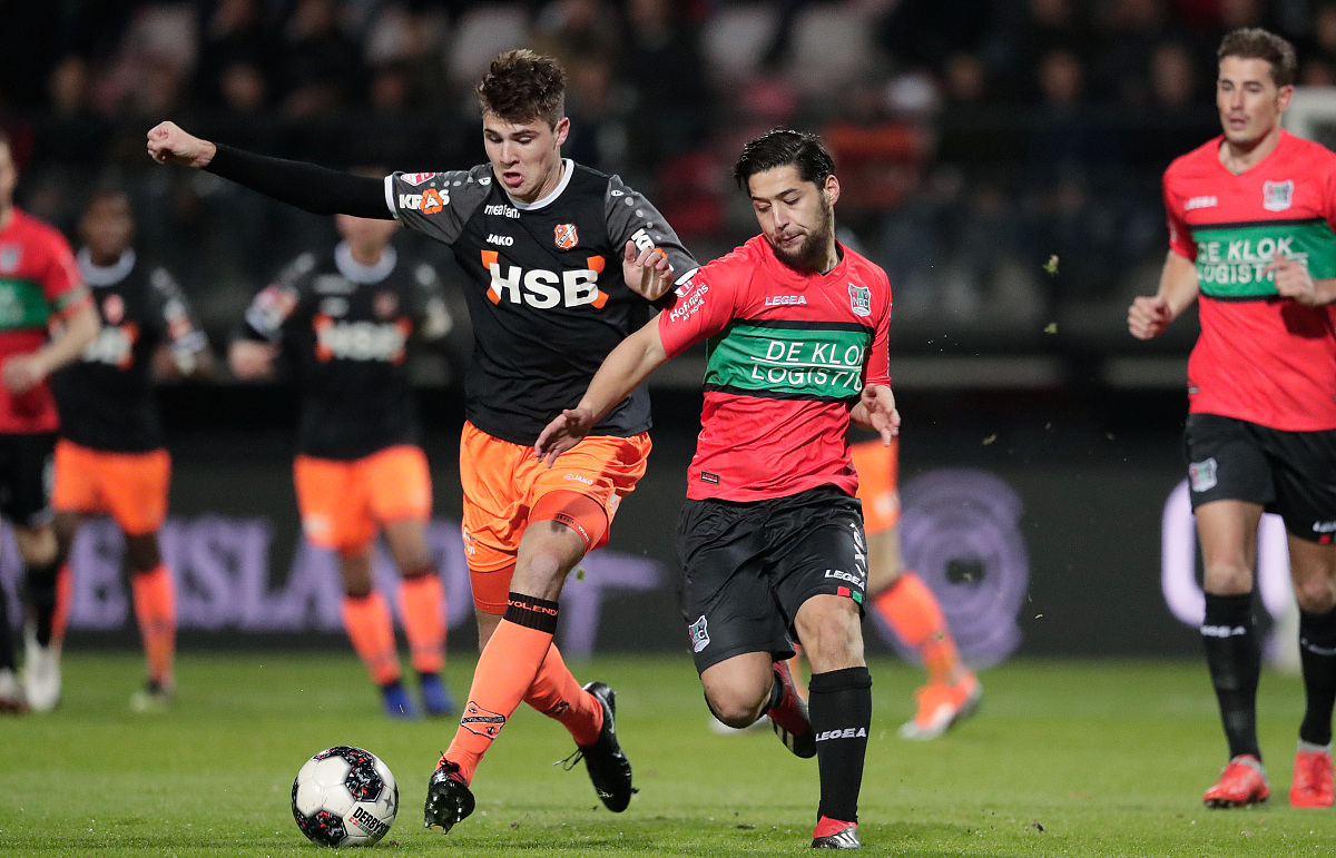 从开场就展 从开场就展